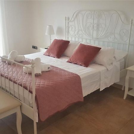 5 Bedrooms Private House 300M From Beach 로쿠타스드마르 외부 사진