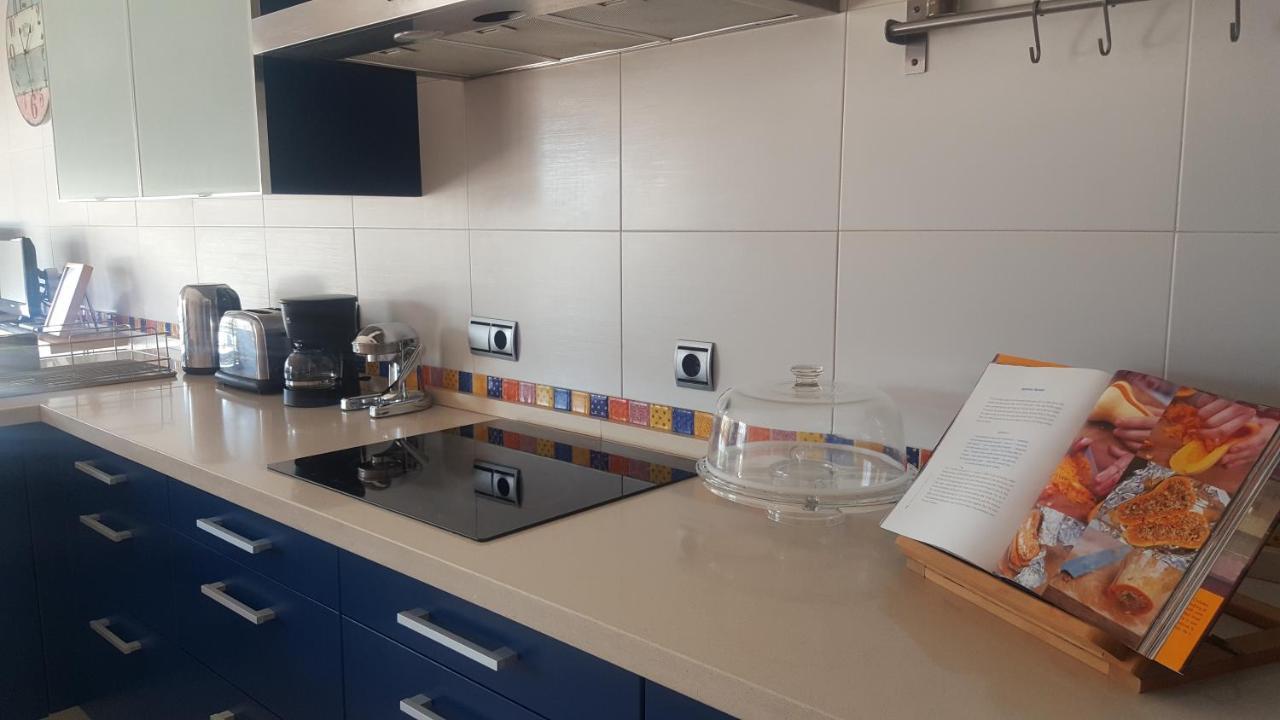 5 Bedrooms Private House 300M From Beach 로쿠타스드마르 외부 사진