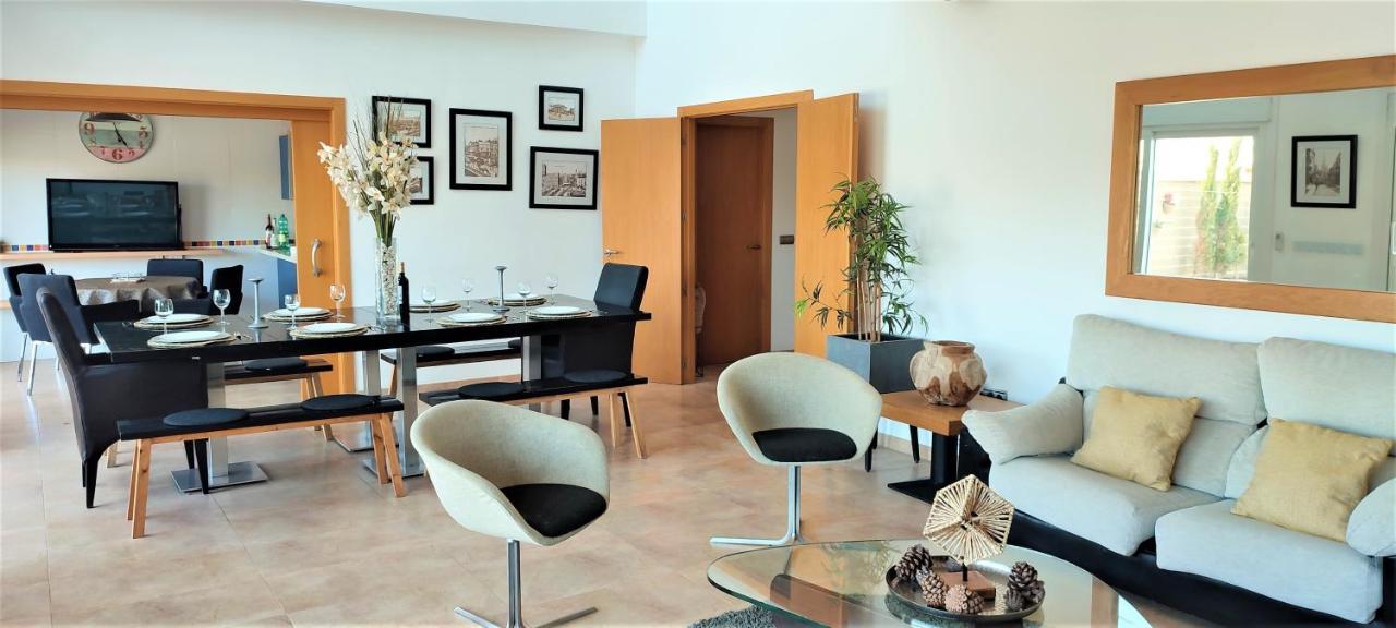 5 Bedrooms Private House 300M From Beach 로쿠타스드마르 외부 사진