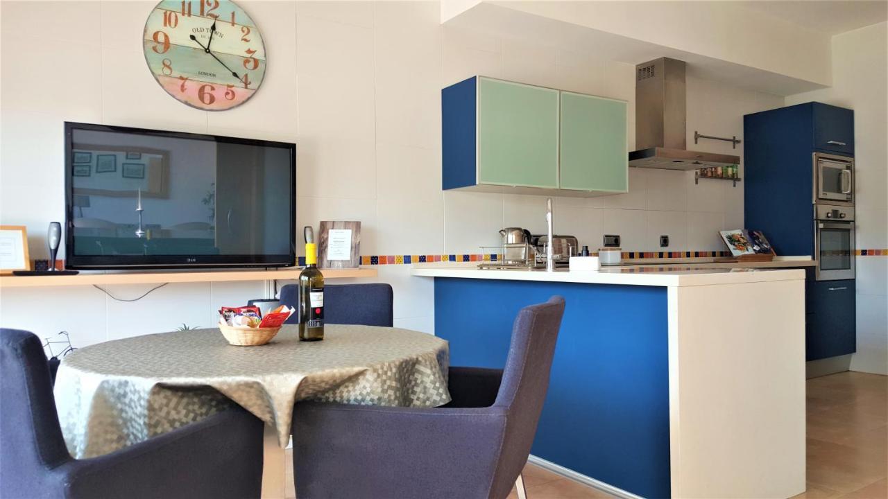 5 Bedrooms Private House 300M From Beach 로쿠타스드마르 외부 사진