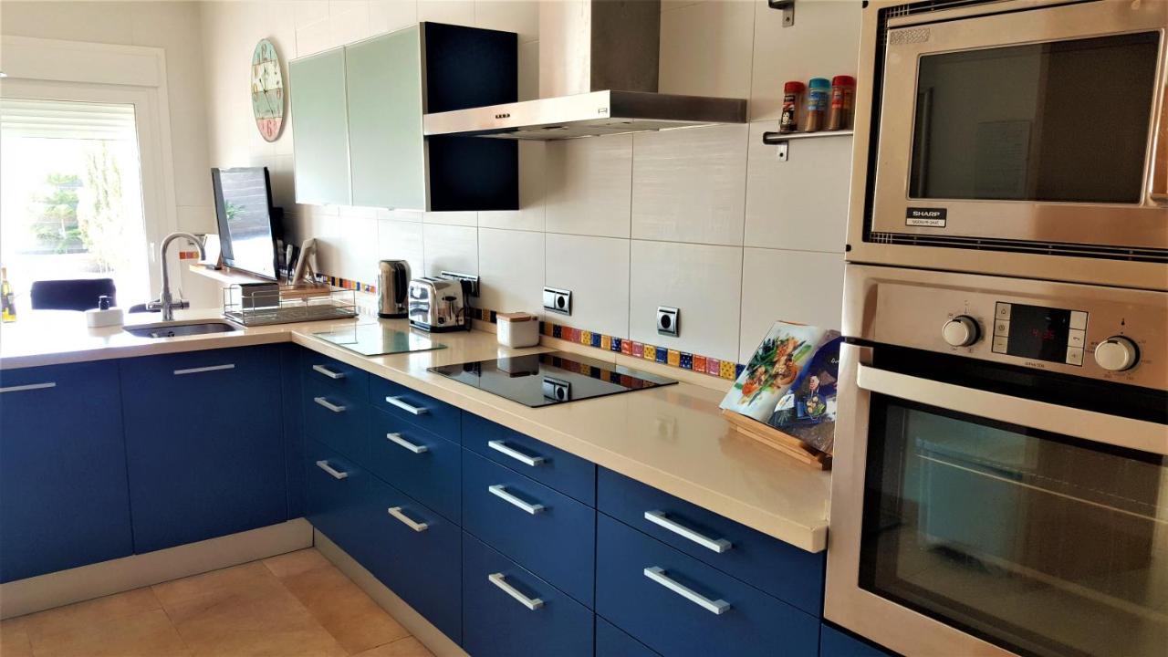 5 Bedrooms Private House 300M From Beach 로쿠타스드마르 외부 사진