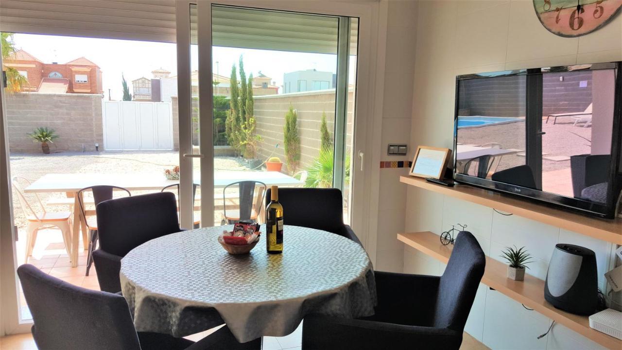 5 Bedrooms Private House 300M From Beach 로쿠타스드마르 외부 사진