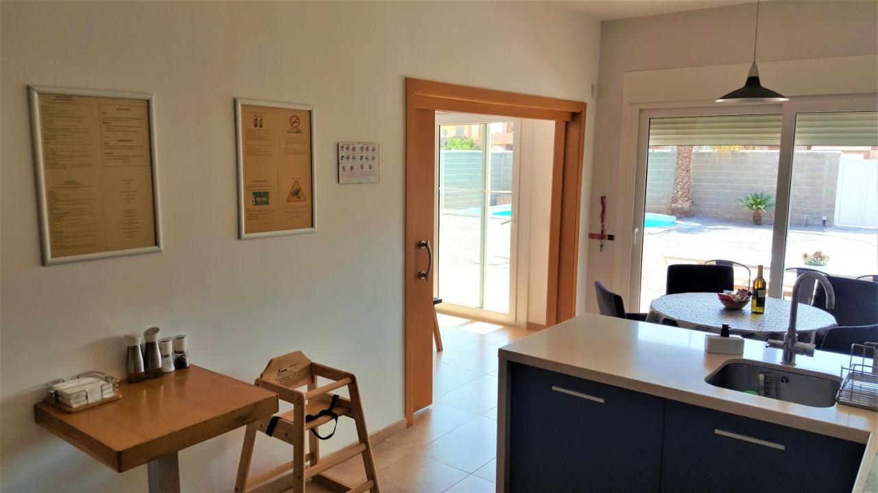 5 Bedrooms Private House 300M From Beach 로쿠타스드마르 외부 사진